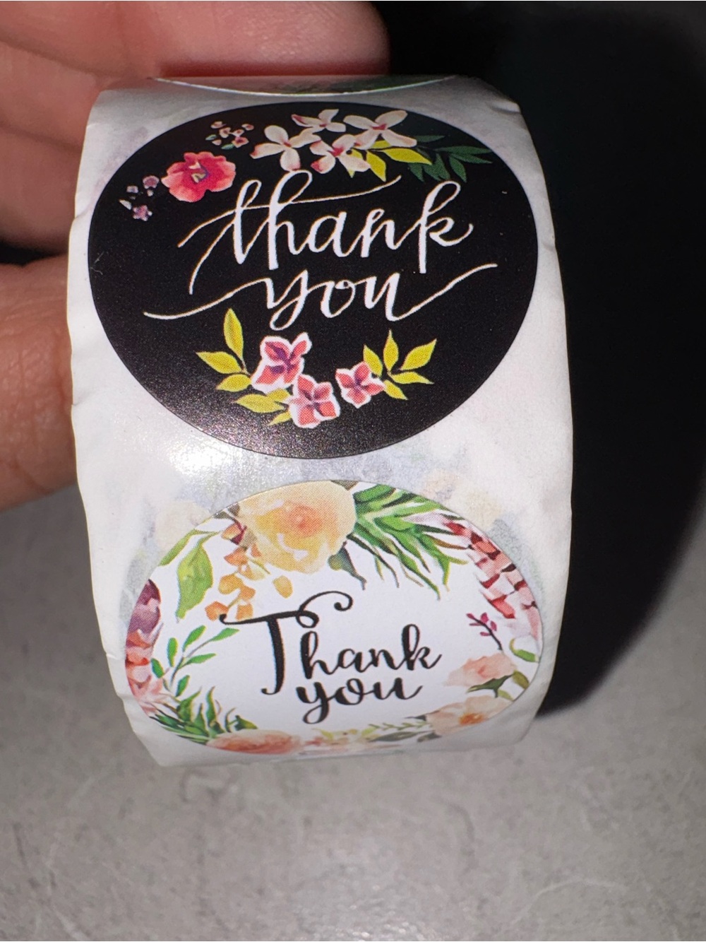 Thank You Floral 500 Ct Sticker Roll - Black & White Designs - Picture 1 of 1